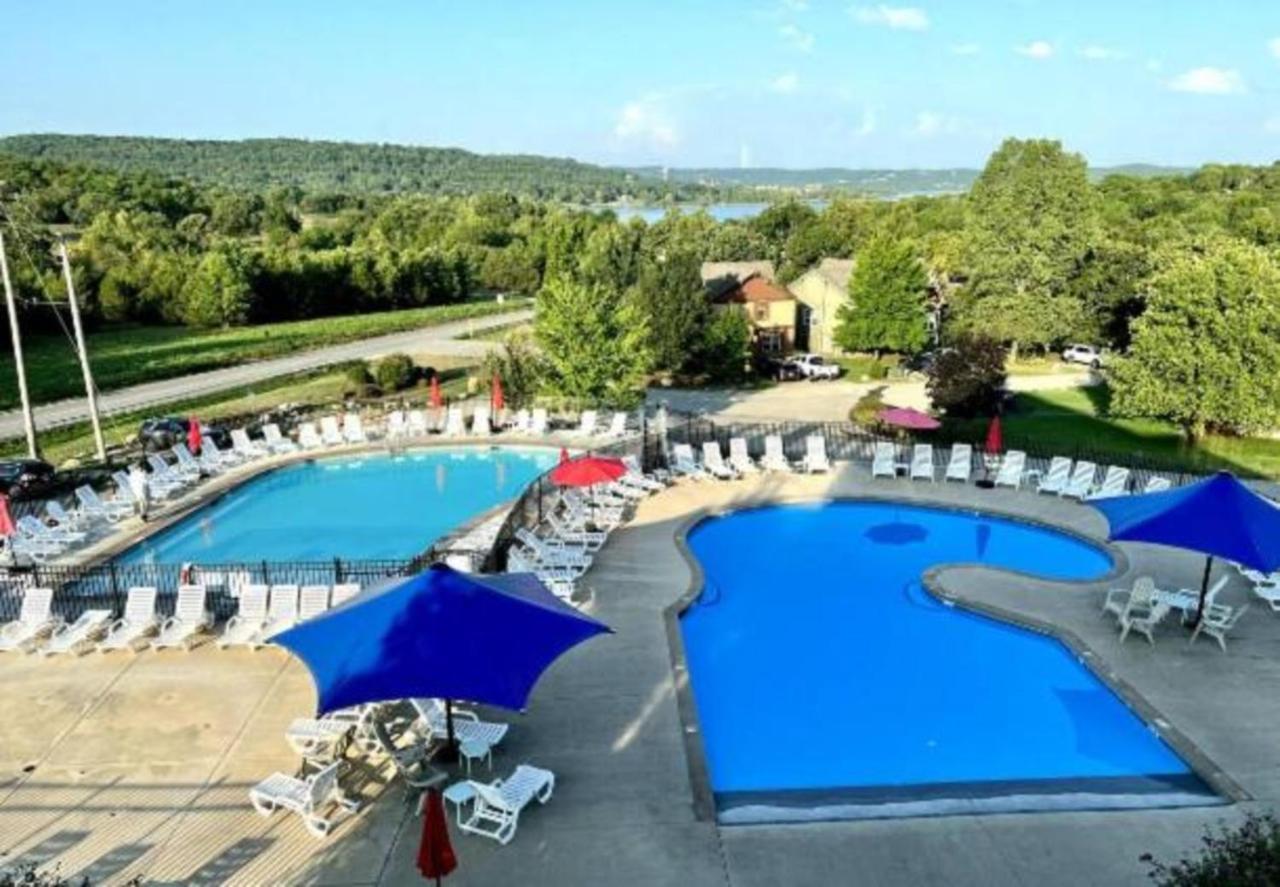 Villa Premier Retreat With Hot Tub, Theater & Pool Table Hollister Exterior foto