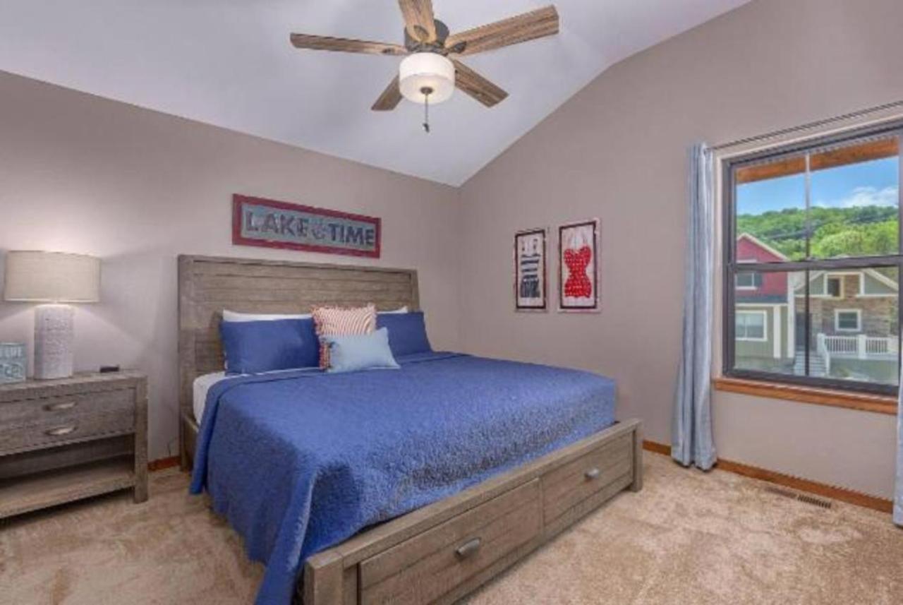 Villa Premier Retreat With Hot Tub, Theater & Pool Table Hollister Exterior foto